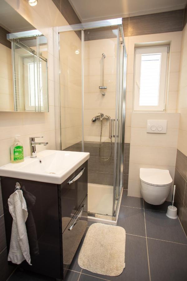 Apartment Katarina ノヴァリャ エクステリア 写真